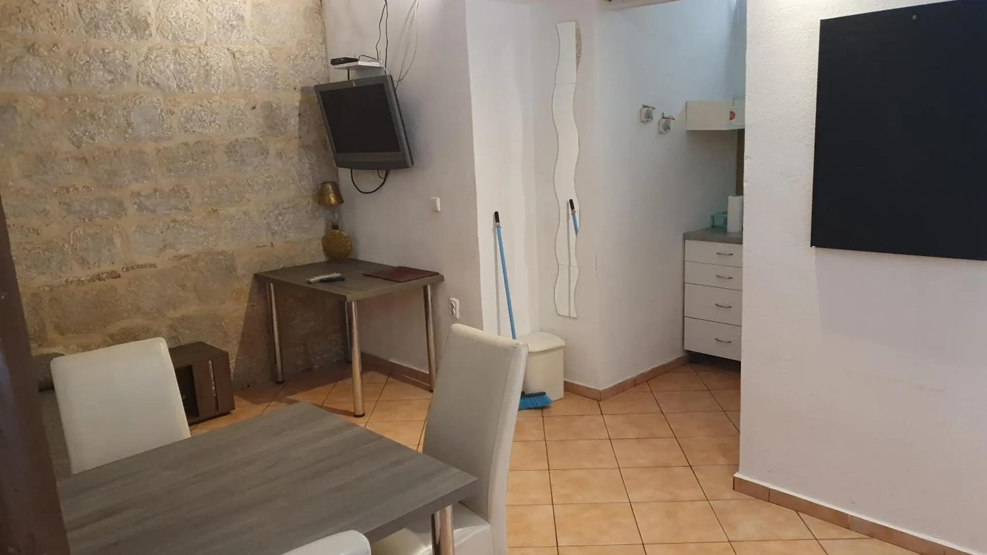 Apartments Eldi Spalato 0*,  Croazia